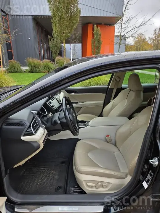 Toyota Camry 2019 photo 4