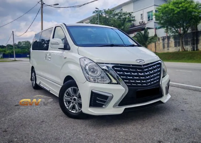 Hyundai Grand Starex