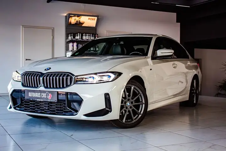 BMW 320I