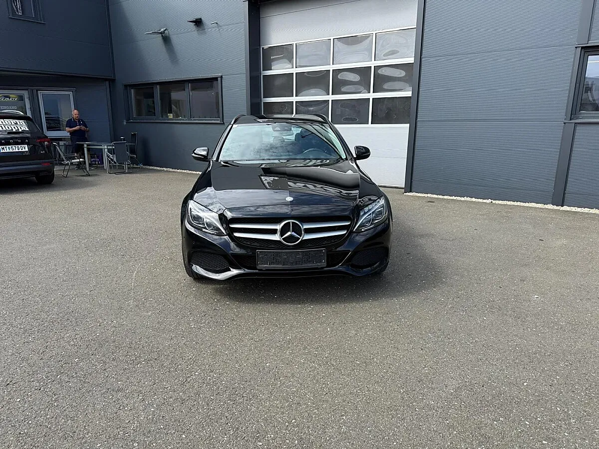 Mercedes-Benz C-Class 2016 photo 2