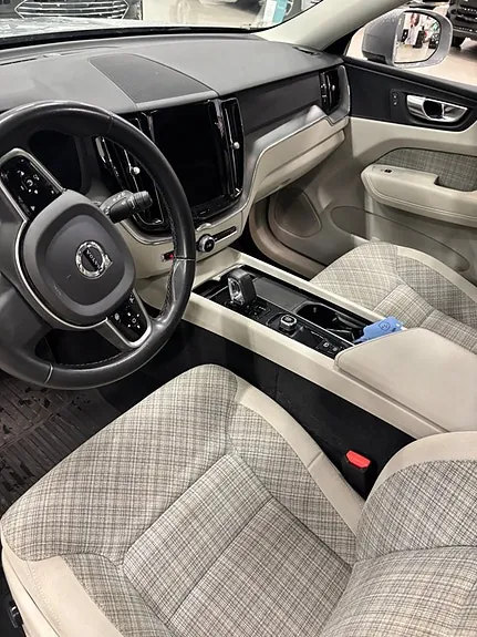 Volvo Xc60 2024 photo 2