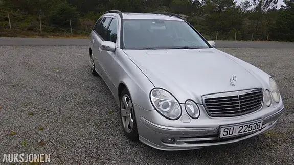 Mercedes-Benz E 220 D