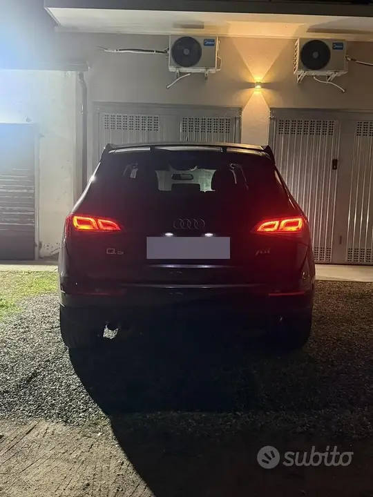 Audi Q5 2011 photo 2