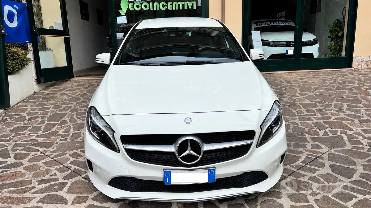 Mercedes-Benz A 200