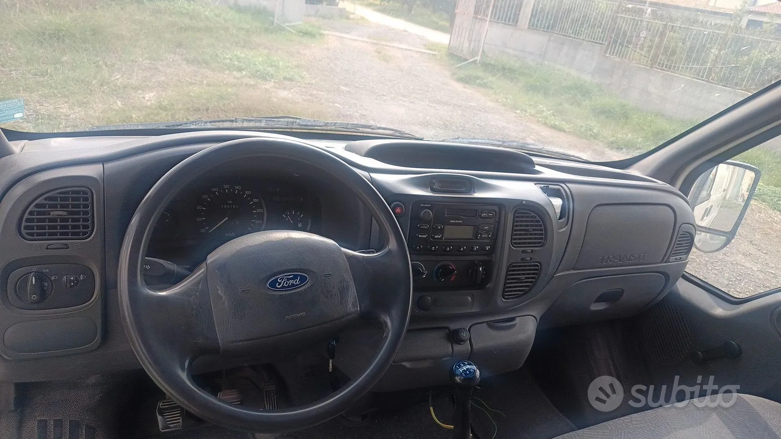 Ford Transit 2002 photo 5