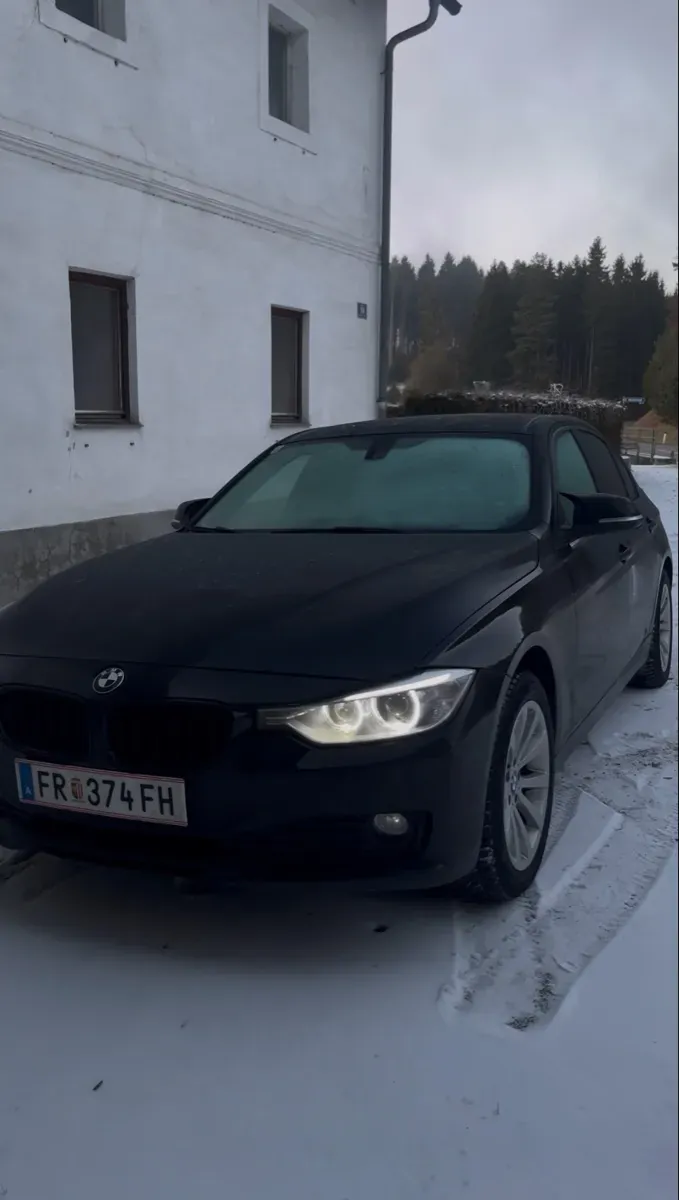BMW 3 Series 2013 photo 3