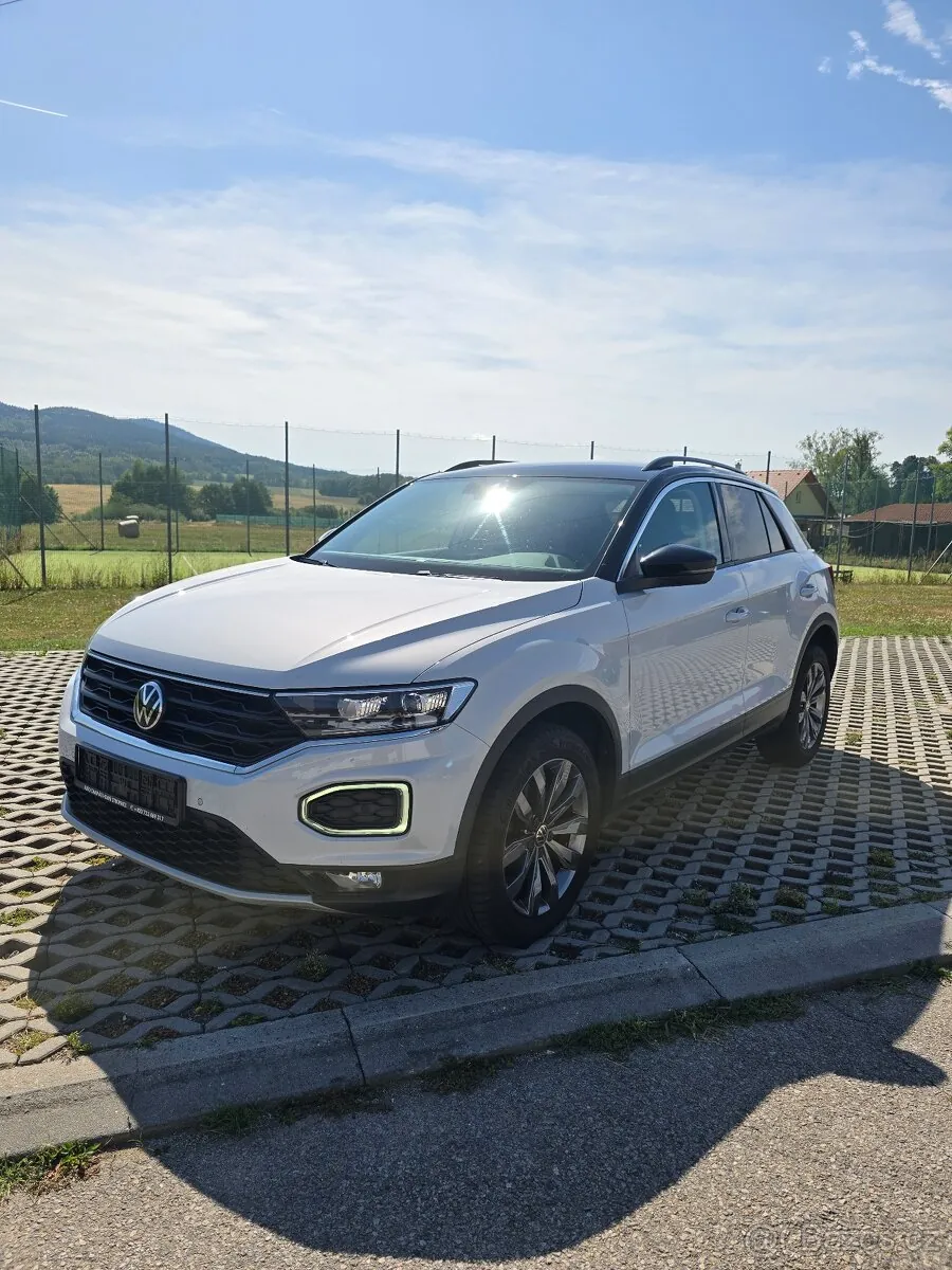 Volkswagen T-Roc 2022 photo 3