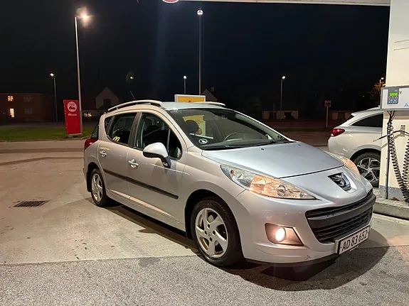 Peugeot 207 2009 photo 2