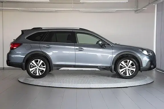 Subaru Outback 2018 photo 4
