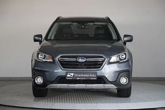 Subaru Outback 2018 photo 2