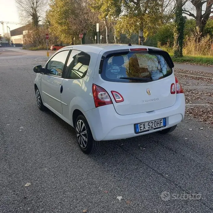 Renault Twingo 2014 photo 4