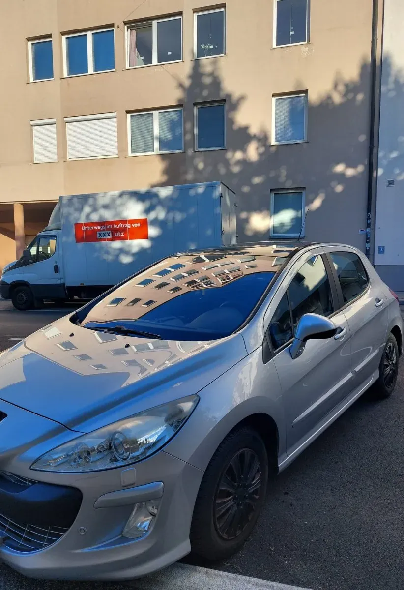 Peugeot 308 2008 photo 2