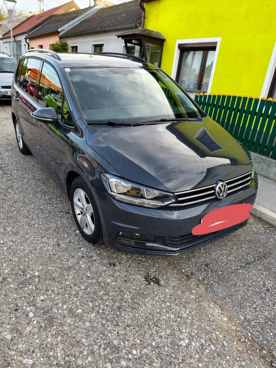Volkswagen Touran 2018 photo 3