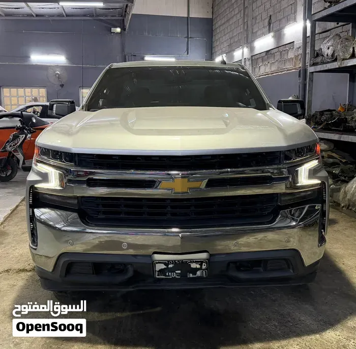 Chevrolet Silverado 2020 photo 2
