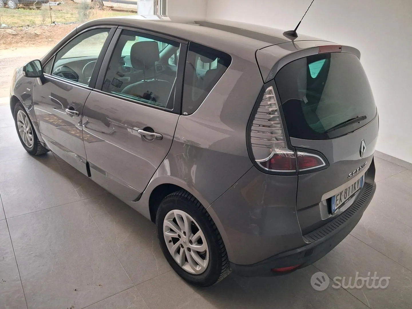 Renault Scenic 2014 photo 4