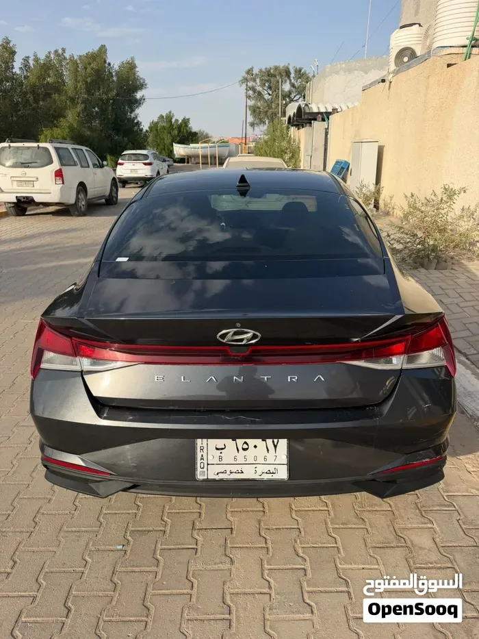 Hyundai Elantra 2021 photo 3