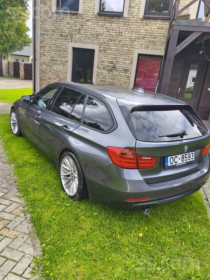 BMW 318 2013 photo 4