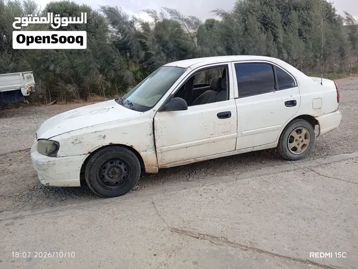 Hyundai Verna 2010 photo 4