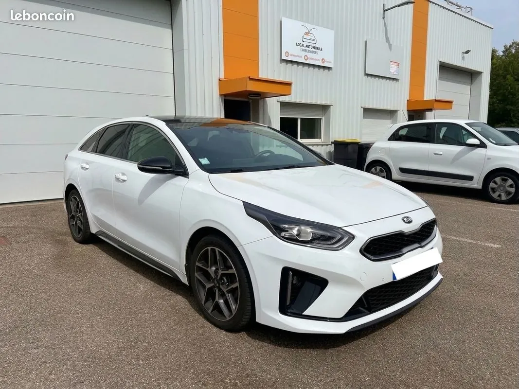 Kia Proceed