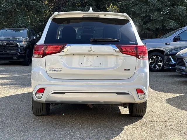 Mitsubishi Outlander 2022 photo 5