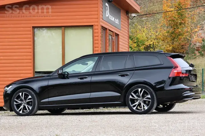 Volvo V60 2022 photo 5