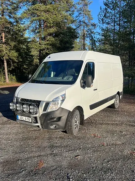 Nissan Nv400