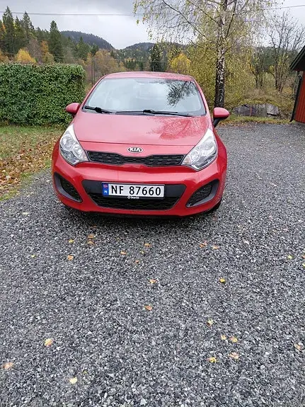 Kia Rio 2013 photo 2