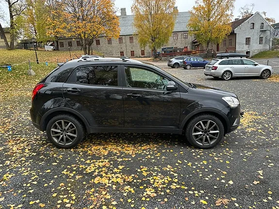 KG Mobility Korando 2013 photo 4
