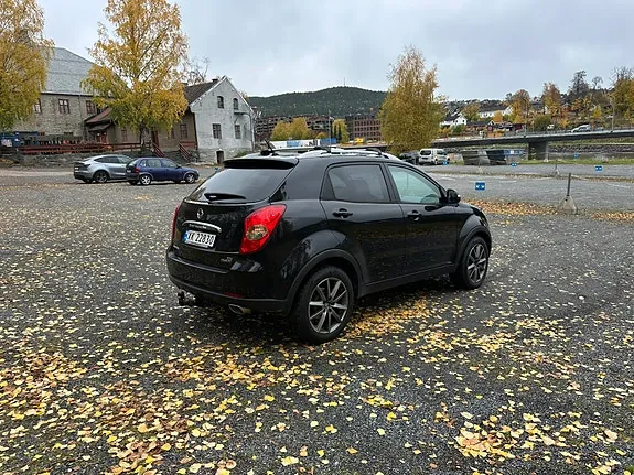 KG Mobility Korando 2013 photo 5