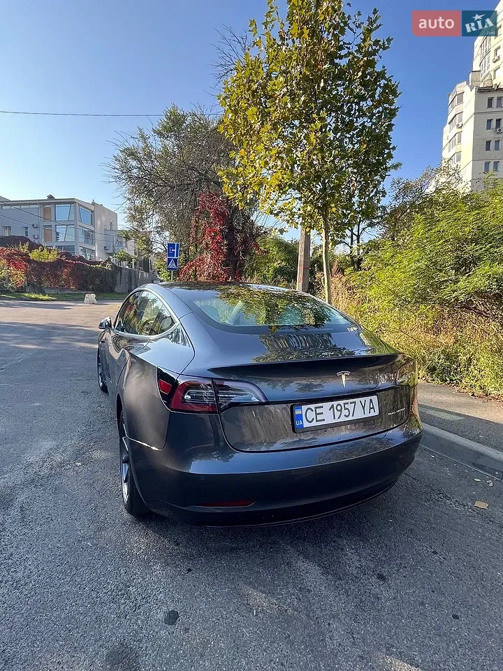 Tesla Model 3 2018 photo 4