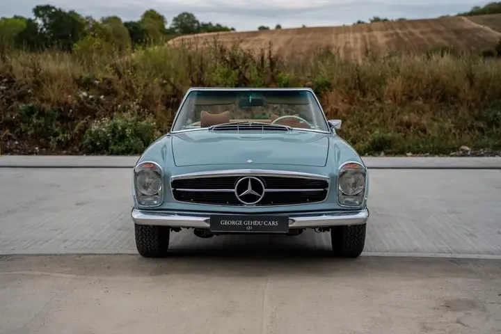Mercedes-Benz 280 Sl 2026 photo 4