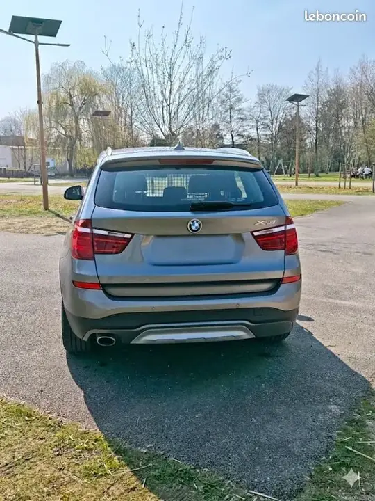 BMW X3 2015 photo 2