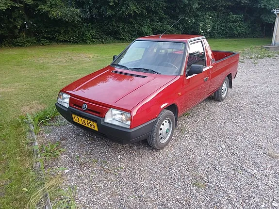 Skoda Favorit