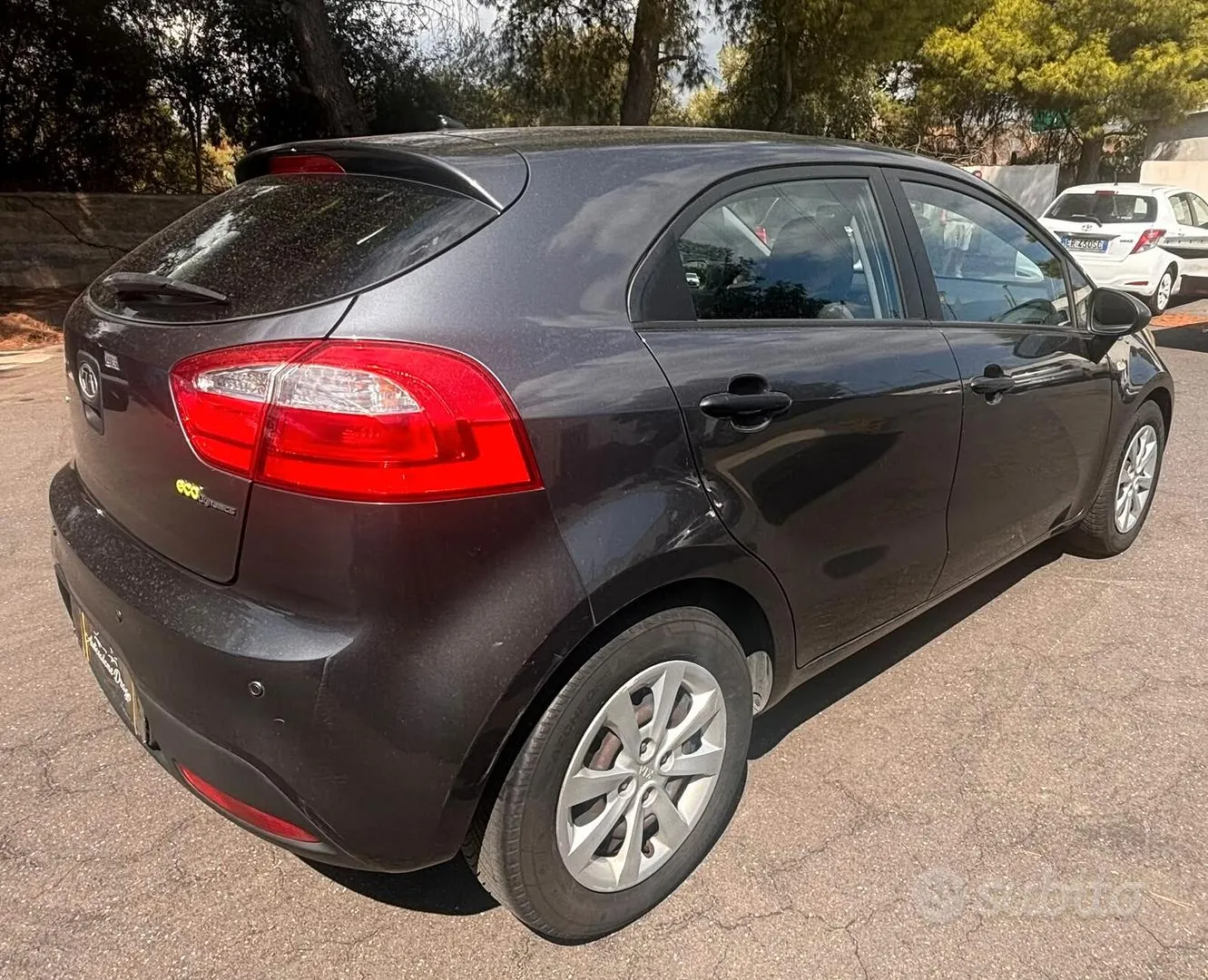 Kia Rio 2012 photo 3