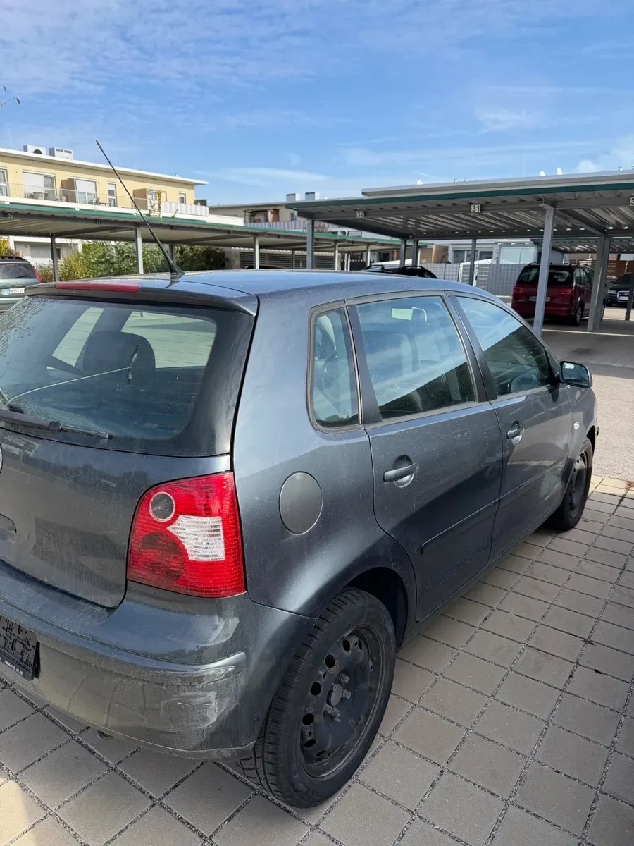 Volkswagen Polo 2004 photo 3