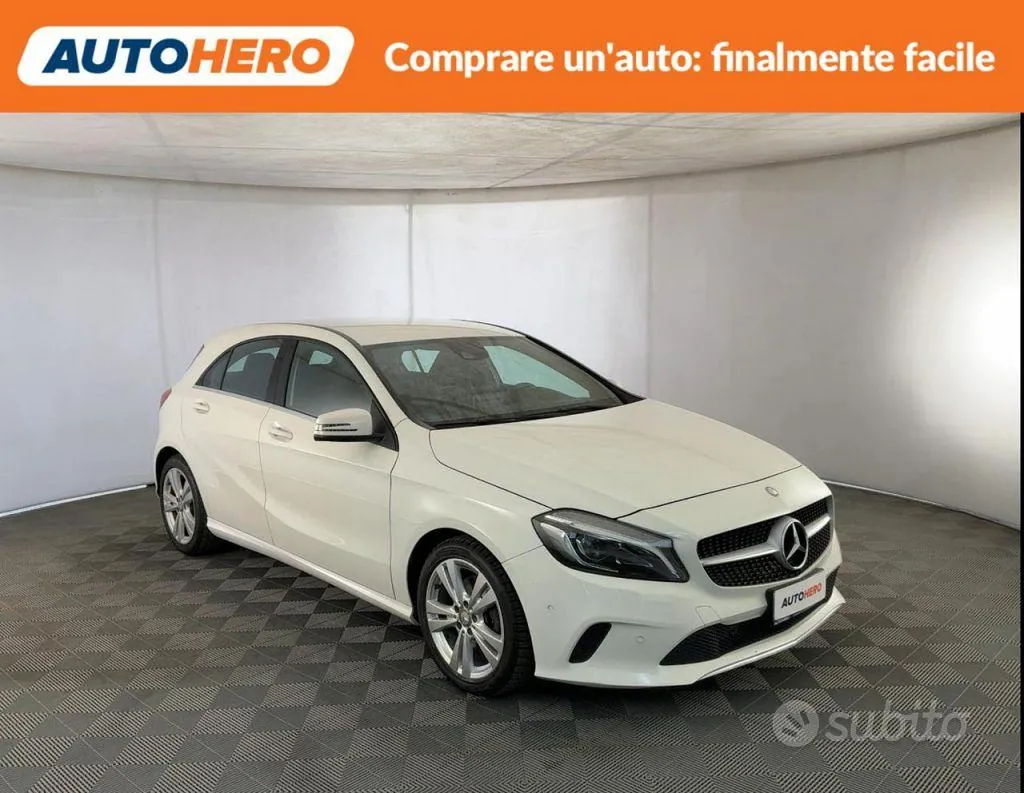 Mercedes-Benz A 200 2017 photo 4