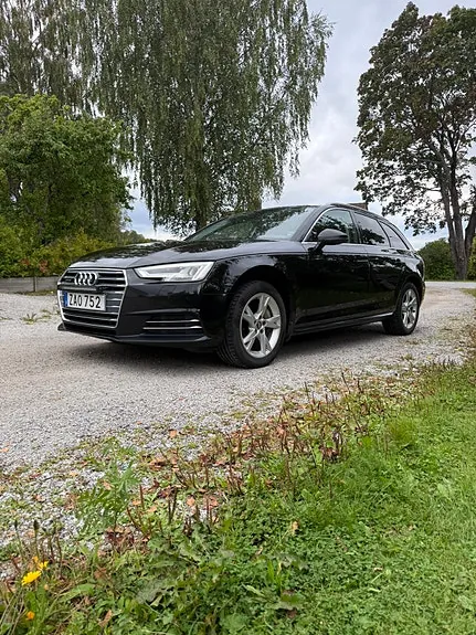 Audi A4 2018 photo 2