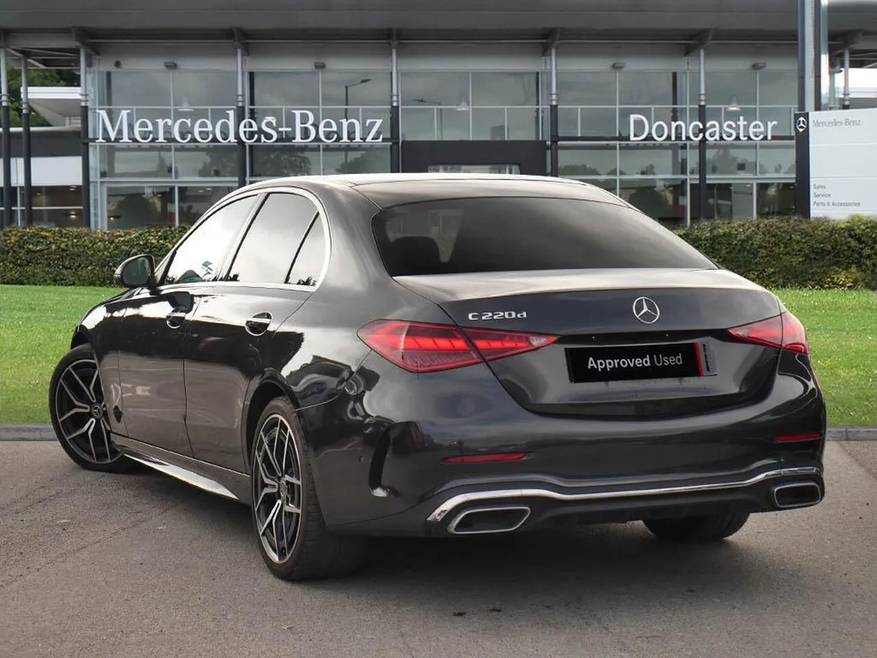 Mercedes-Benz C-Class 2023 photo 2