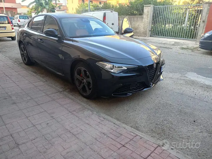 Alfa Romeo Giulia 2018 photo 3
