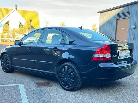 Volvo S40 2004 photo 3