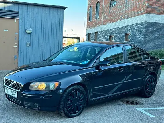 Volvo S40 2004 photo 2