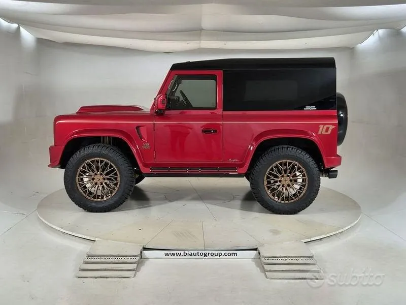 Land Rover Defender 2026 photo 5