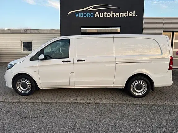 Mercedes-Benz Vito 114 2023 photo 3