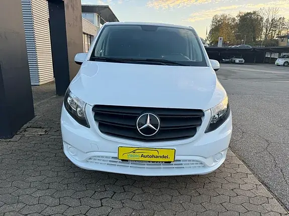 Mercedes-Benz Vito 114 2023 photo 2