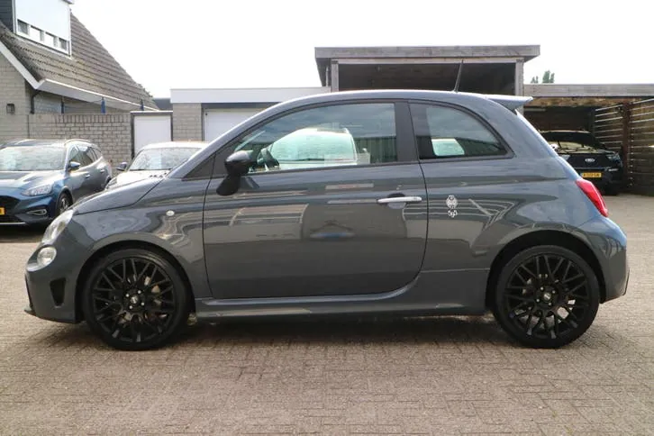 Abarth 595 2019 photo 3