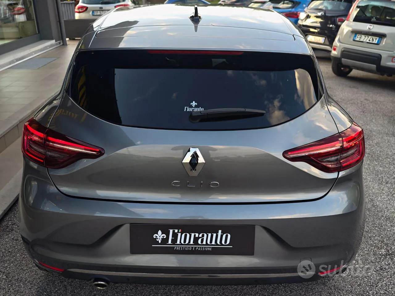 Renault Clio 2023 photo 4