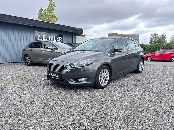 Ford Focus 2015 photo 2