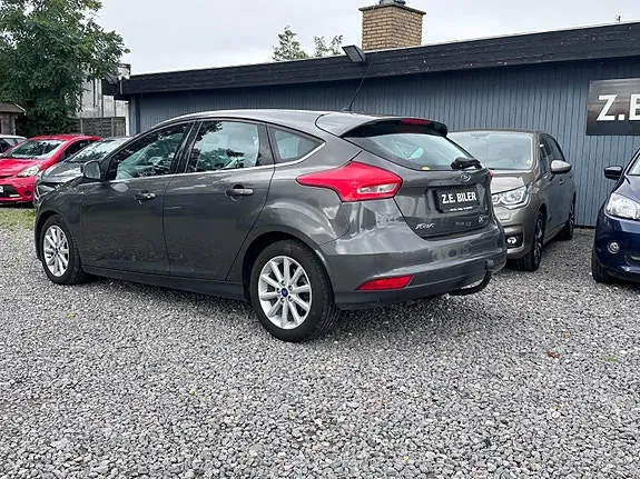 Ford Focus 2015 photo 4