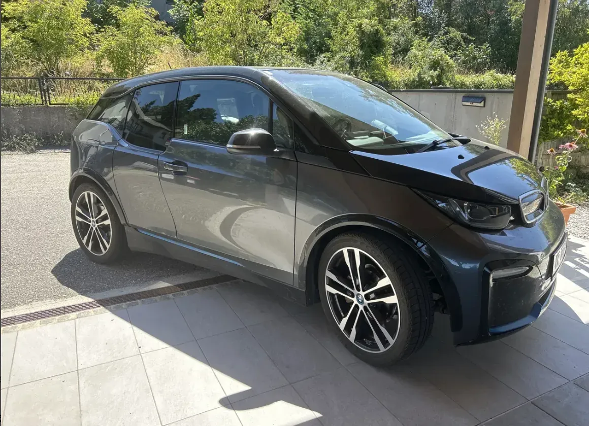 BMW I3