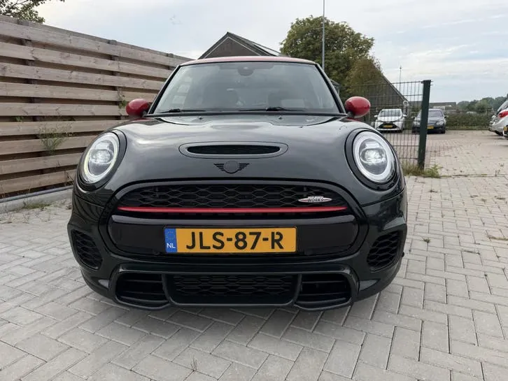 Mini John Cooper Works 2020 photo 2